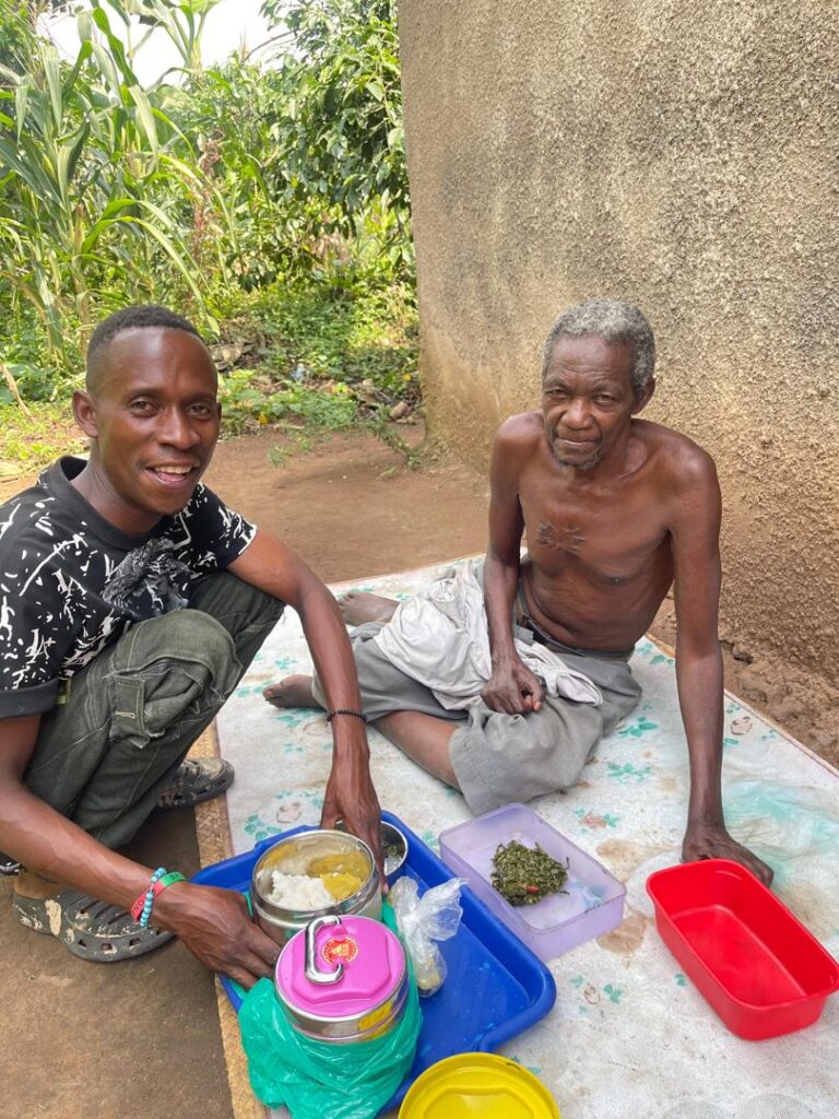 a prepared meal to improve the nutrition of the eldery 